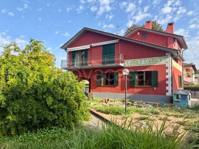 casa indipendente in vendita a Novi Ligure