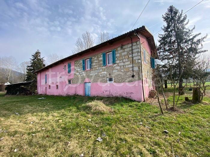 casa indipendente in vendita ad Odalengo Grande