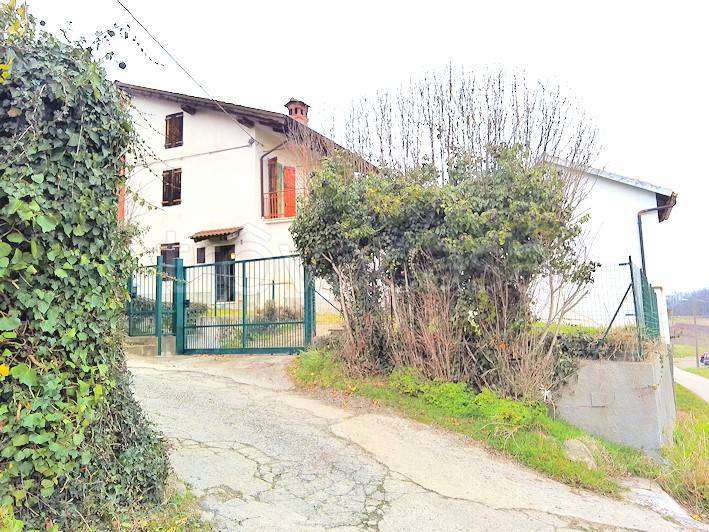 casa indipendente in vendita ad Odalengo Grande