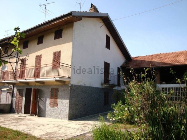 esavano in vendita ad Odalengo Grande