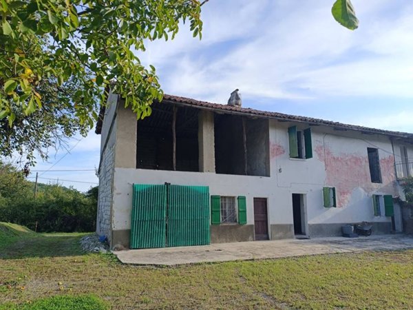 pentavano in vendita ad Odalengo Grande