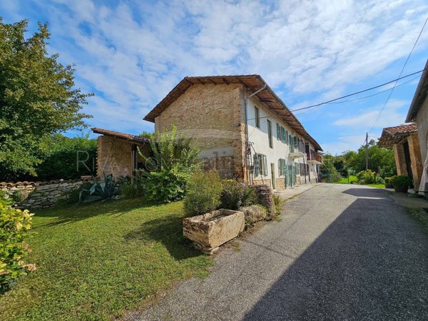 casale in vendita ad Odalengo Grande