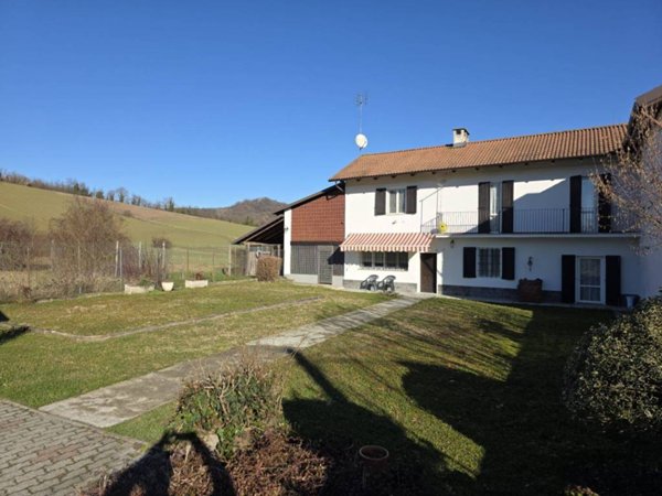 casa indipendente in vendita ad Odalengo Grande