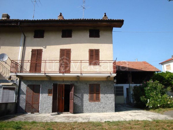 casa indipendente in vendita ad Odalengo Grande