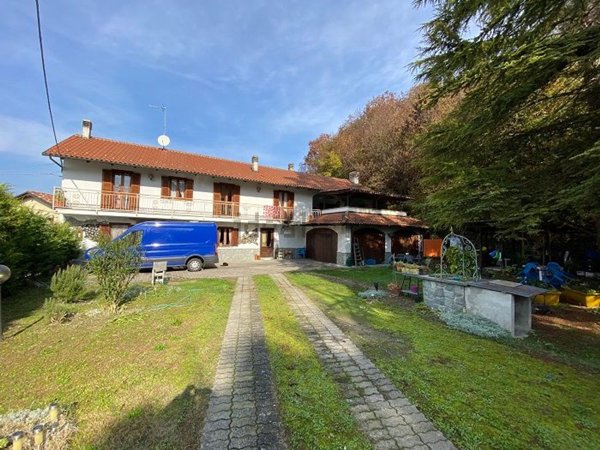 esavano in vendita ad Odalengo Piccolo