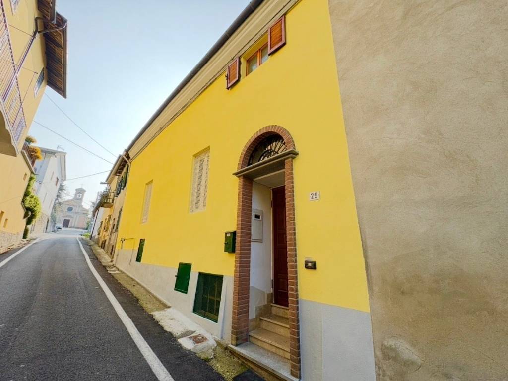 casa indipendente in vendita ad Odalengo Piccolo
