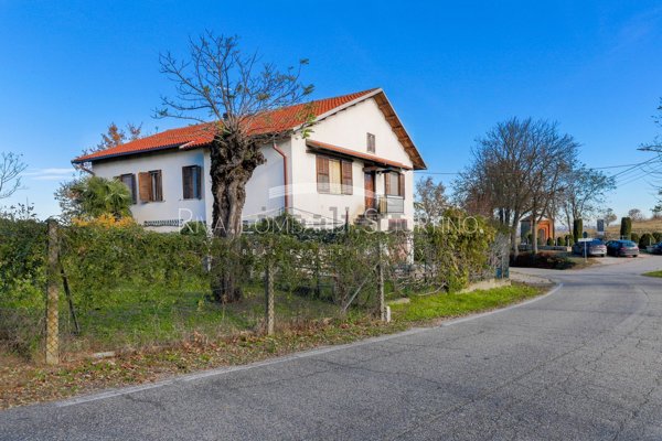 casa indipendente in vendita ad Olivola