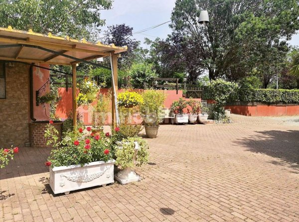 casa indipendente in vendita ad Olivola