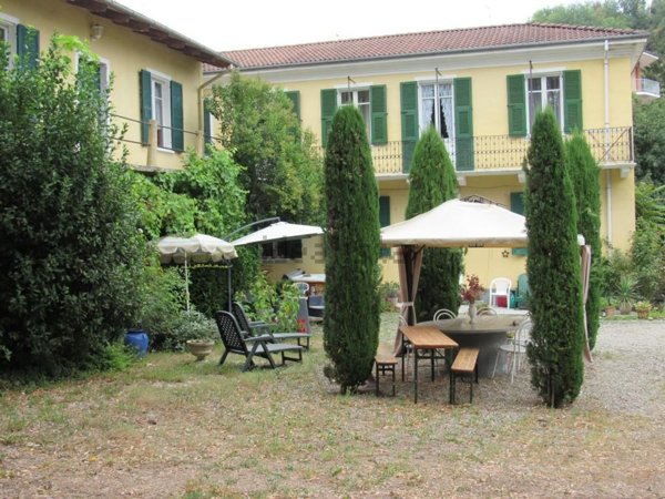 casa indipendente in vendita ad Orsara Bormida