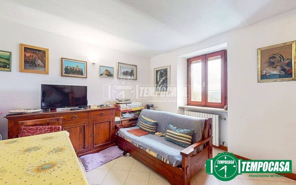 casa indipendente in vendita ad Orsara Bormida in zona Piano