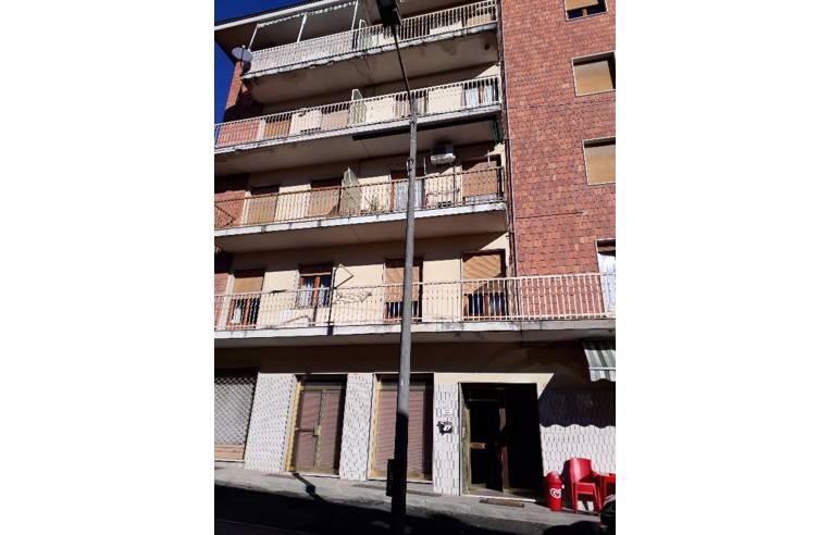 appartamento in vendita ad Orsara Bormida in zona Piano