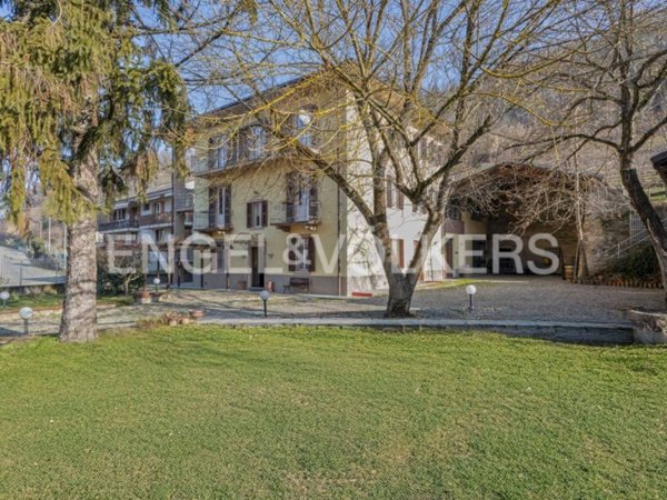 casa indipendente in vendita ad Orsara Bormida in zona Piano