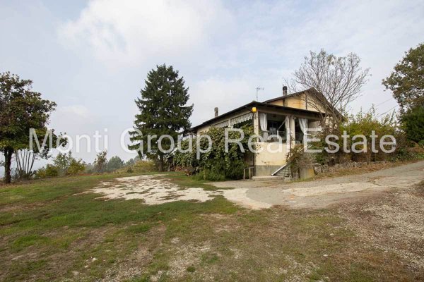 casa indipendente in vendita ad Orsara Bormida in zona Piano