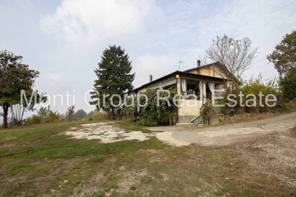 casa indipendente in vendita ad Orsara Bormida in zona Piano