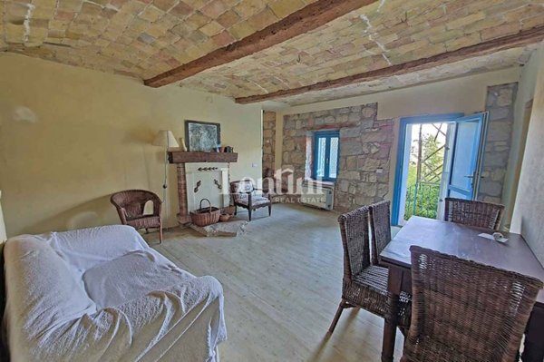 casa indipendente in vendita ad Ottiglio in zona Moleto