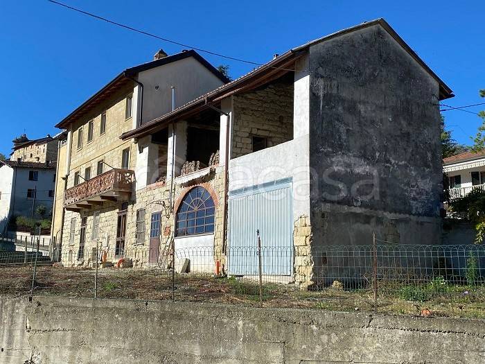 casa indipendente in vendita ad Ottiglio