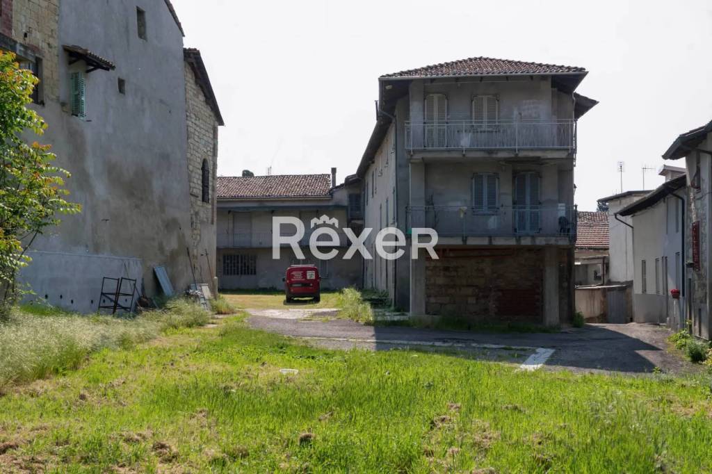 casa indipendente in vendita ad Ottiglio