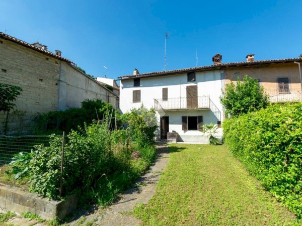 casa indipendente in vendita ad Ottiglio