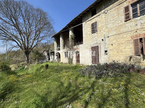casale in vendita ad Ottiglio in zona Moleto