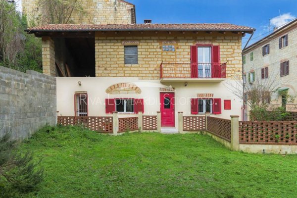 casa indipendente in vendita ad Ottiglio