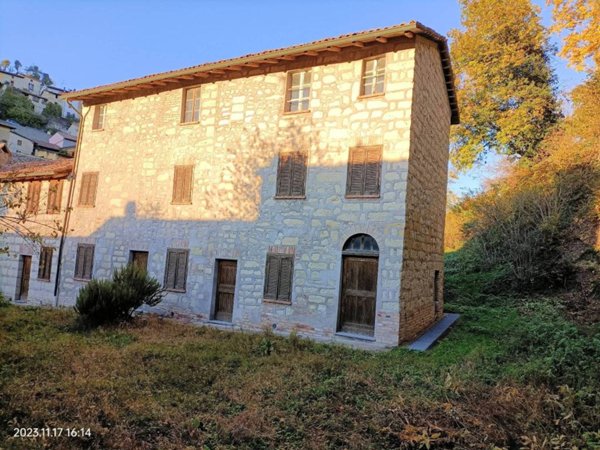 casa indipendente in vendita ad Ottiglio