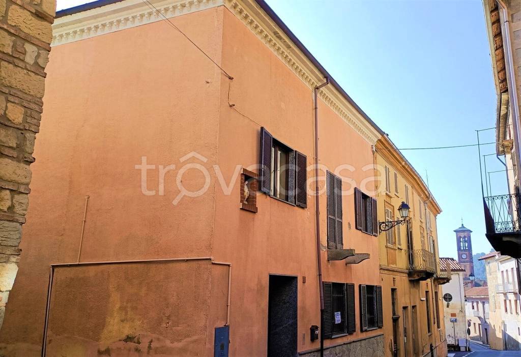 casa indipendente in vendita ad Ottiglio