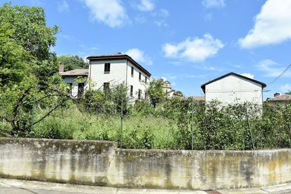 casa indipendente in vendita ad Ottiglio