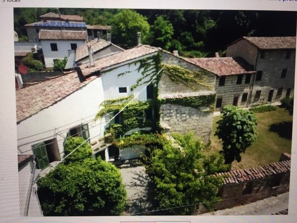 casa indipendente in vendita ad Ottiglio