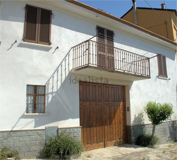 casa indipendente in vendita ad Ottiglio