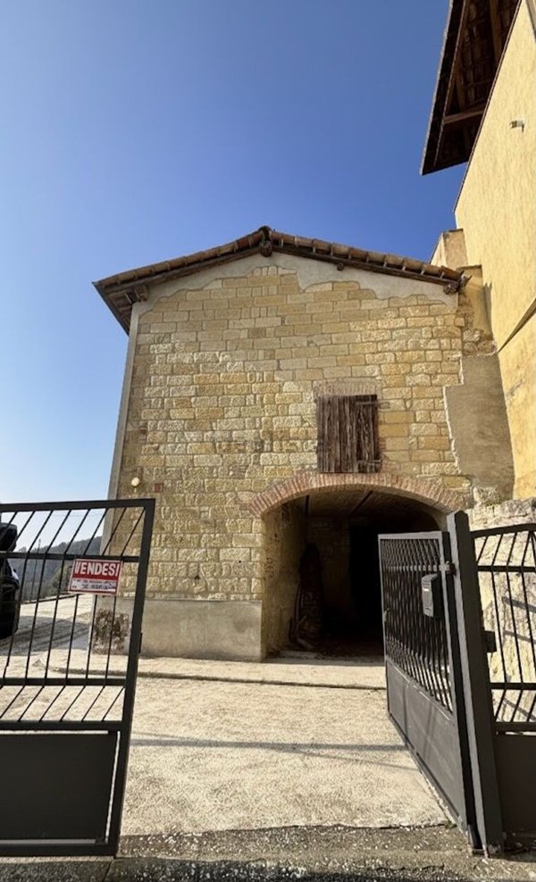 casa indipendente in vendita ad Ottiglio