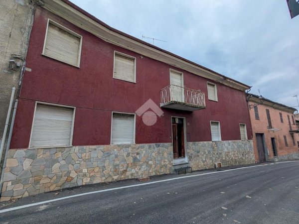 casa indipendente in vendita ad Ottiglio