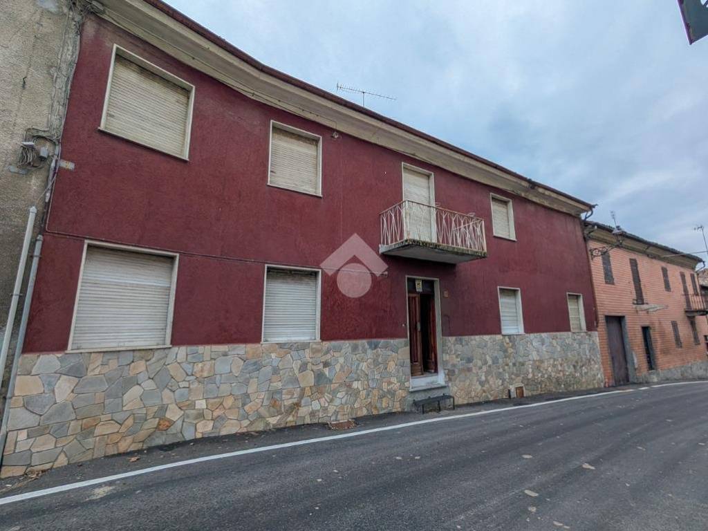 casa indipendente in vendita ad Ottiglio