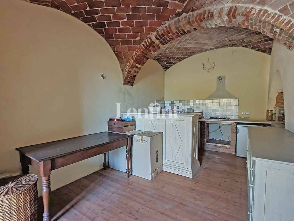 casa indipendente in vendita ad Ottiglio in zona Moleto