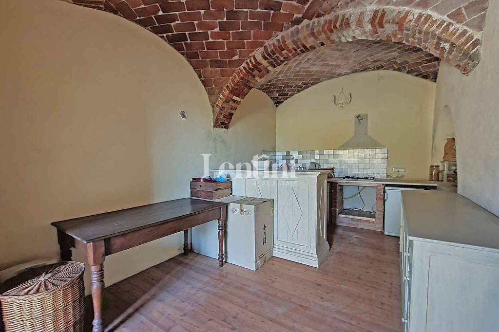 casa indipendente in vendita ad Ottiglio in zona Moleto