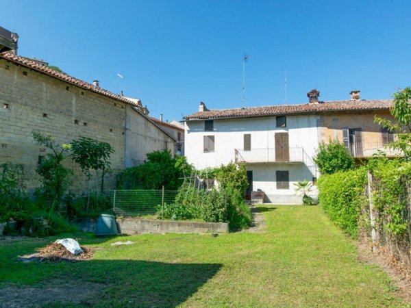 casa indipendente in vendita ad Ottiglio