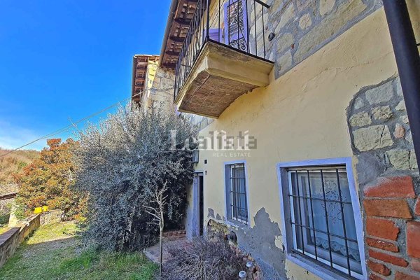 casale in vendita ad Ottiglio