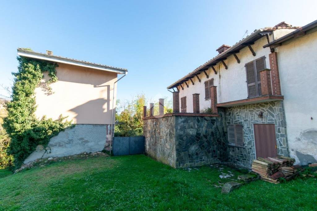casa indipendente in vendita ad Ottiglio