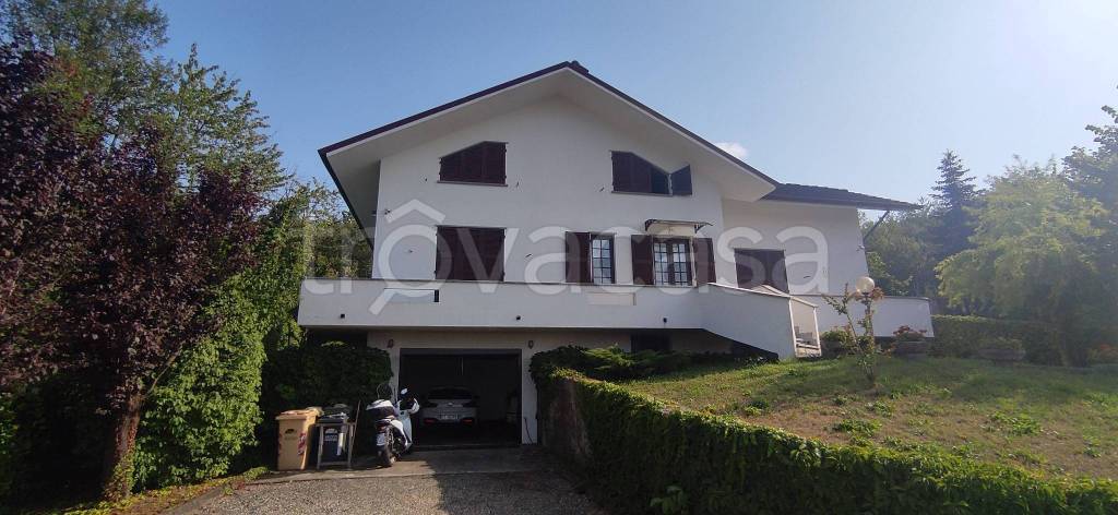 casa indipendente in vendita ad Ovada