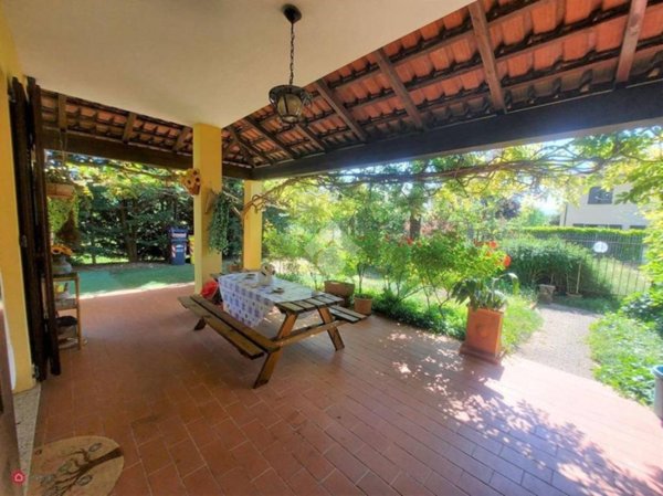 casa indipendente in vendita ad Ovada