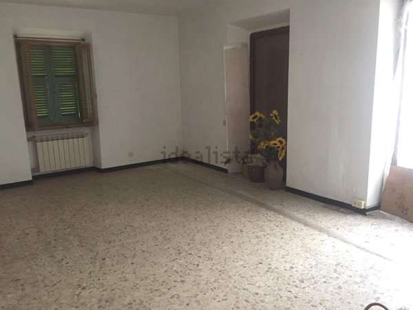 appartamento in vendita ad Ovada in zona Costa