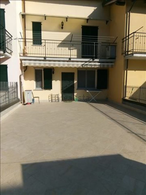 casa indipendente in vendita ad Ovada