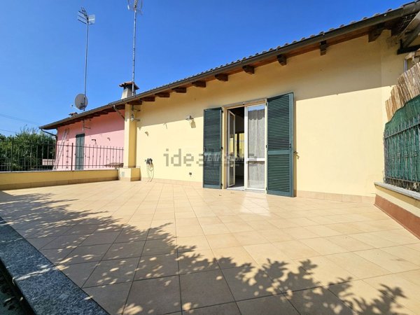 casa indipendente in vendita ad Ovada
