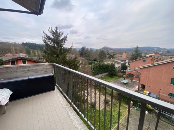 appartamento in vendita ad Ovada in zona Costa