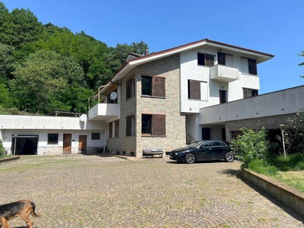 villa in vendita ad Ovada