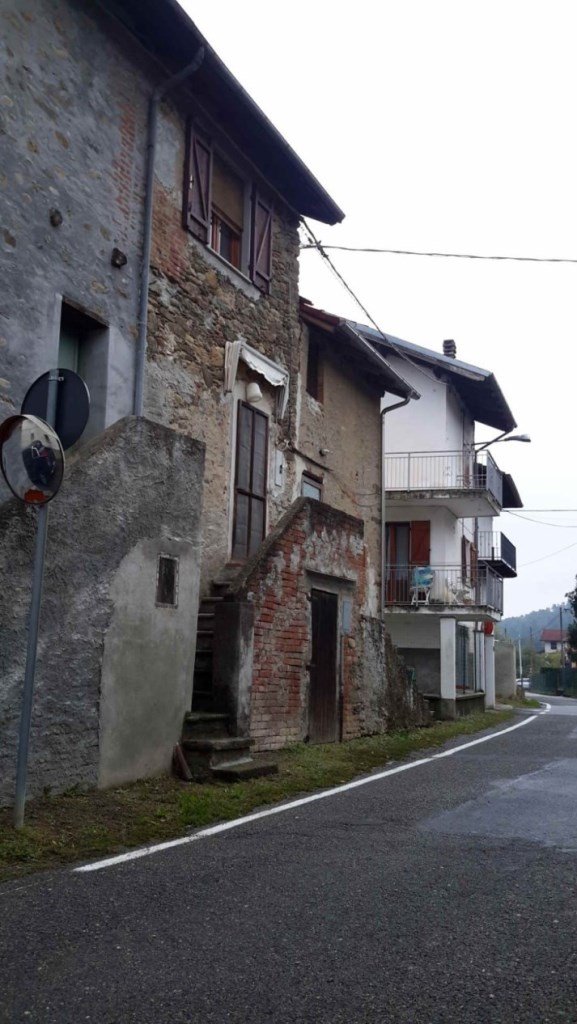 casa indipendente in vendita ad Ovada