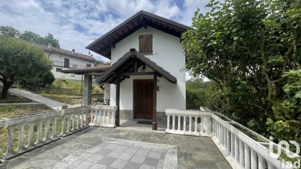 casa indipendente in vendita ad Ovada