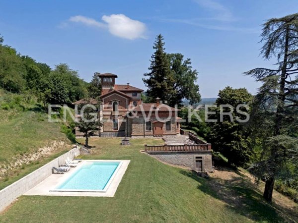 casa indipendente in vendita ad Ovada