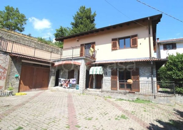 casa indipendente in vendita ad Ovada