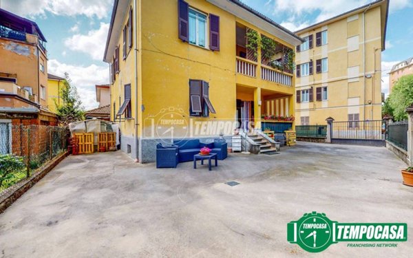 casa indipendente in vendita ad Ovada