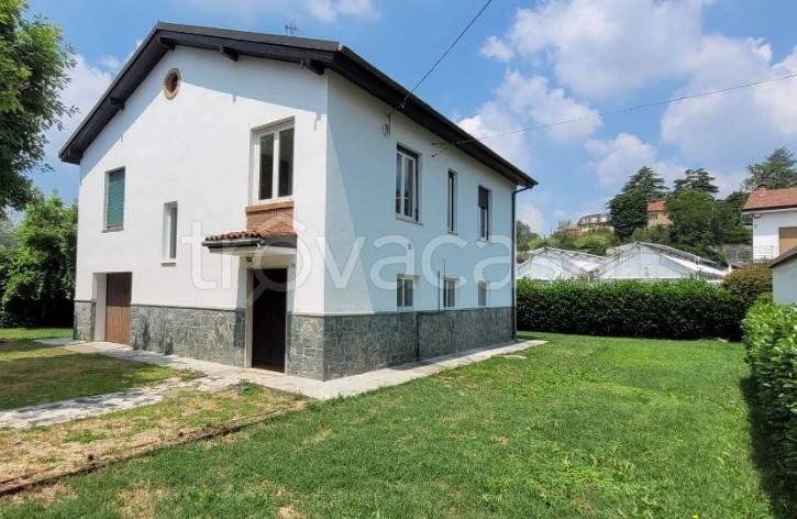 casa indipendente in vendita ad Ovada